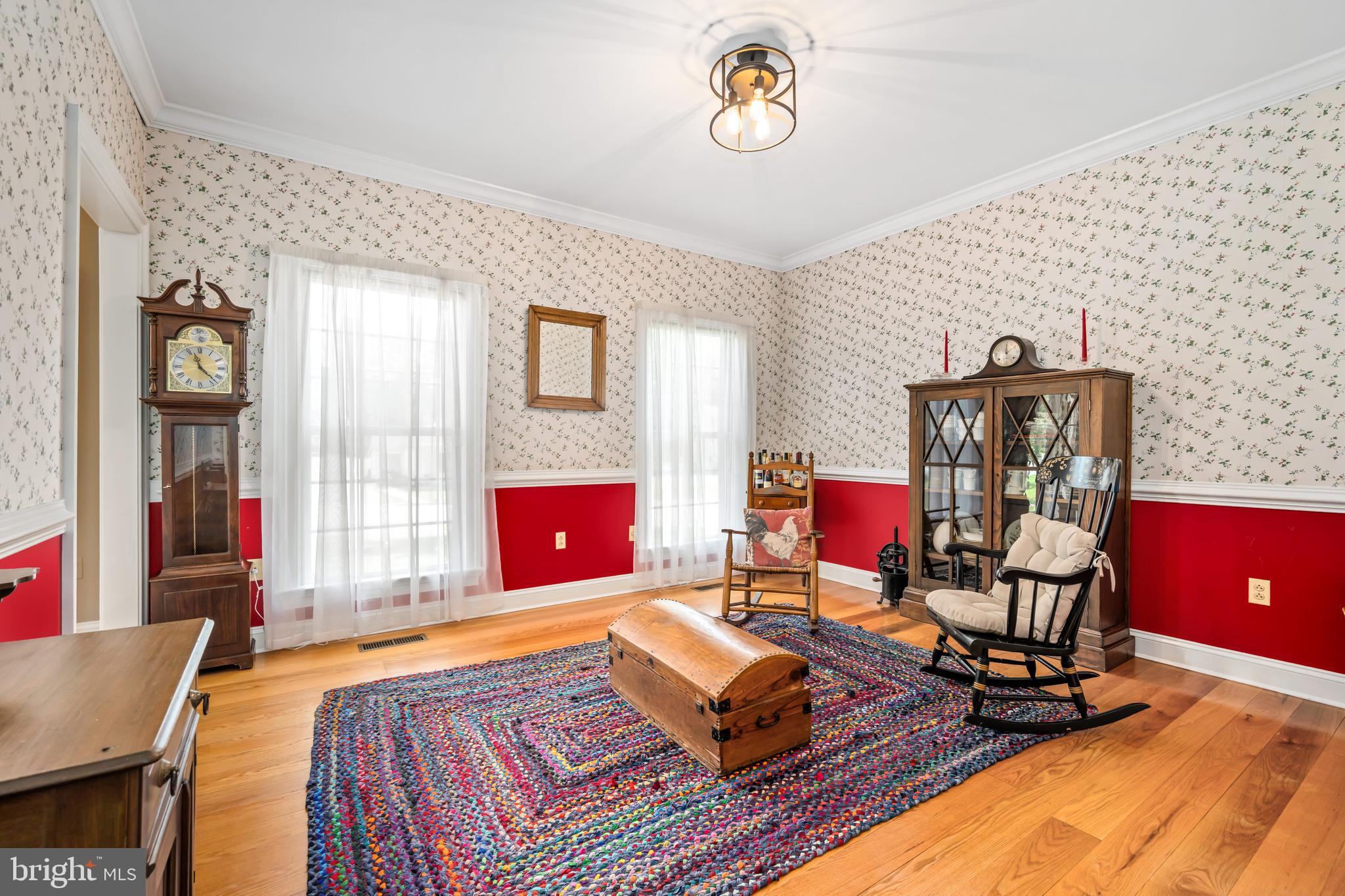 1009 S Washington St