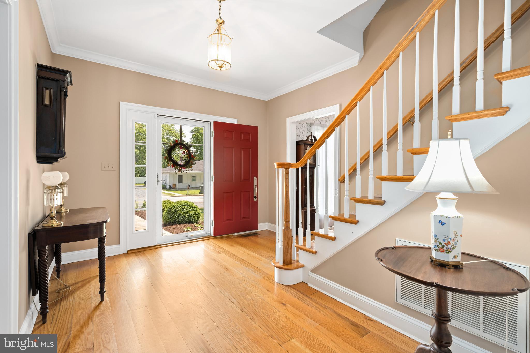 1009 S Washington St