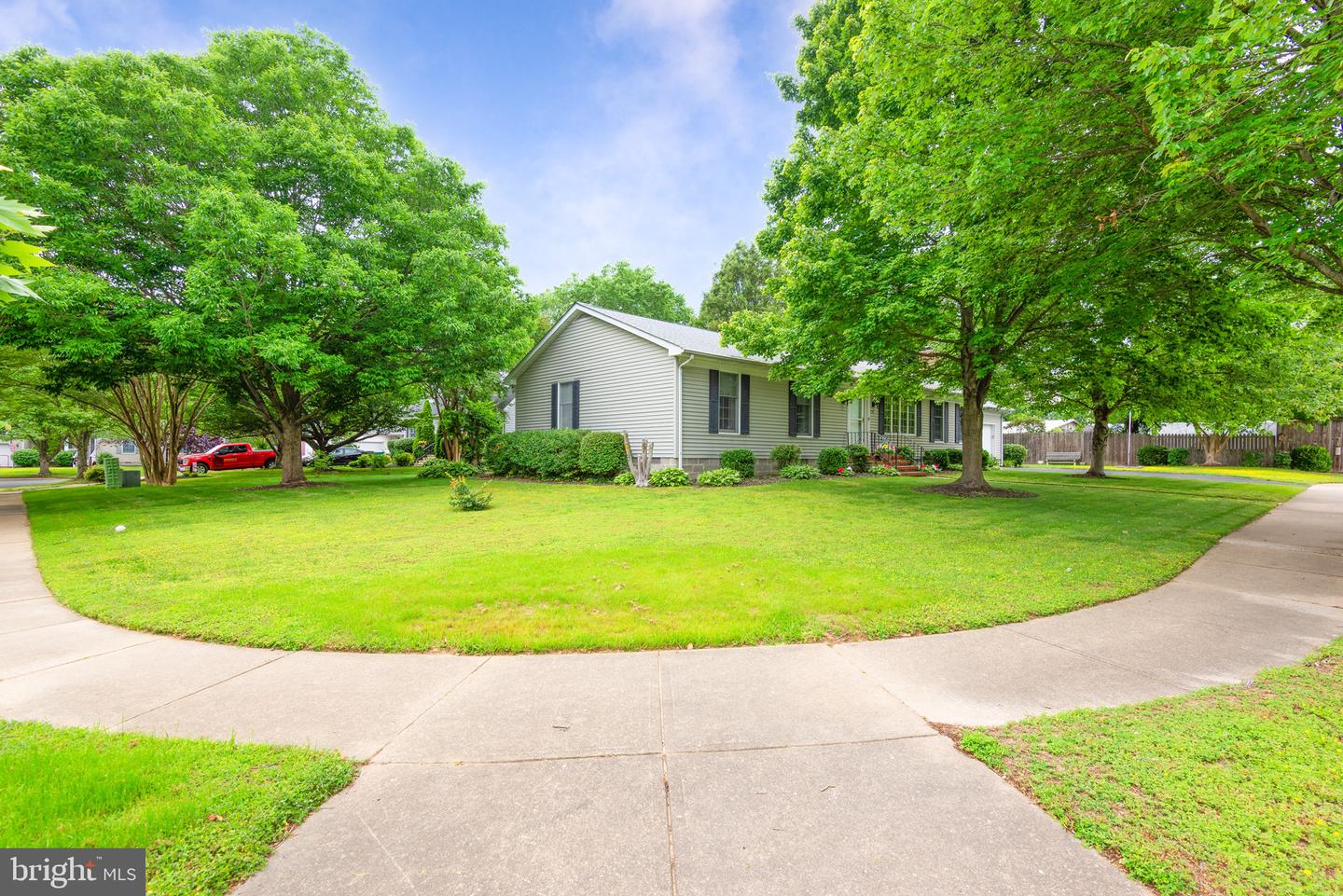 301 Spring Dr