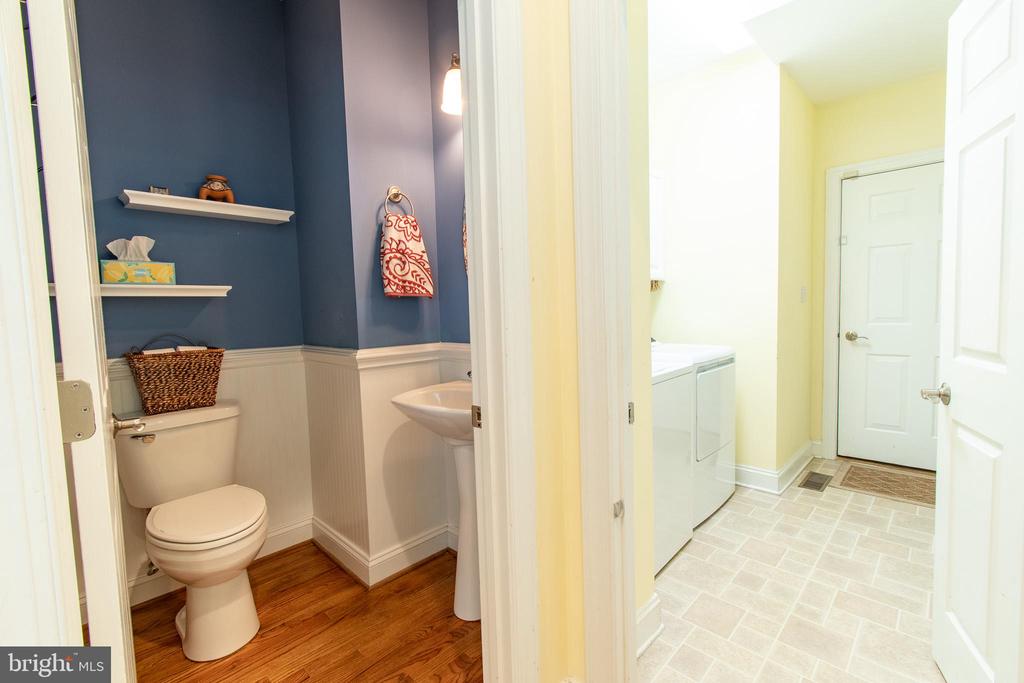 24989 Back Creek