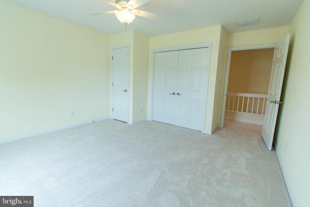 24989 Back Creek