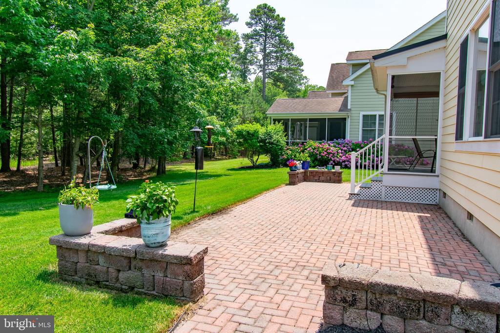 24989 Back Creek