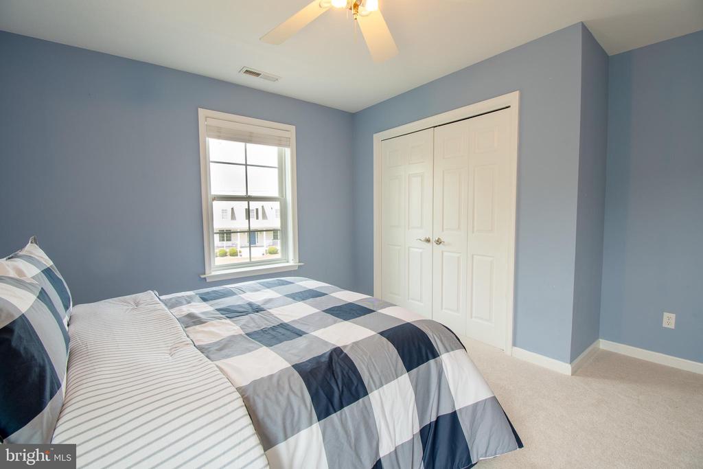 24989 Back Creek