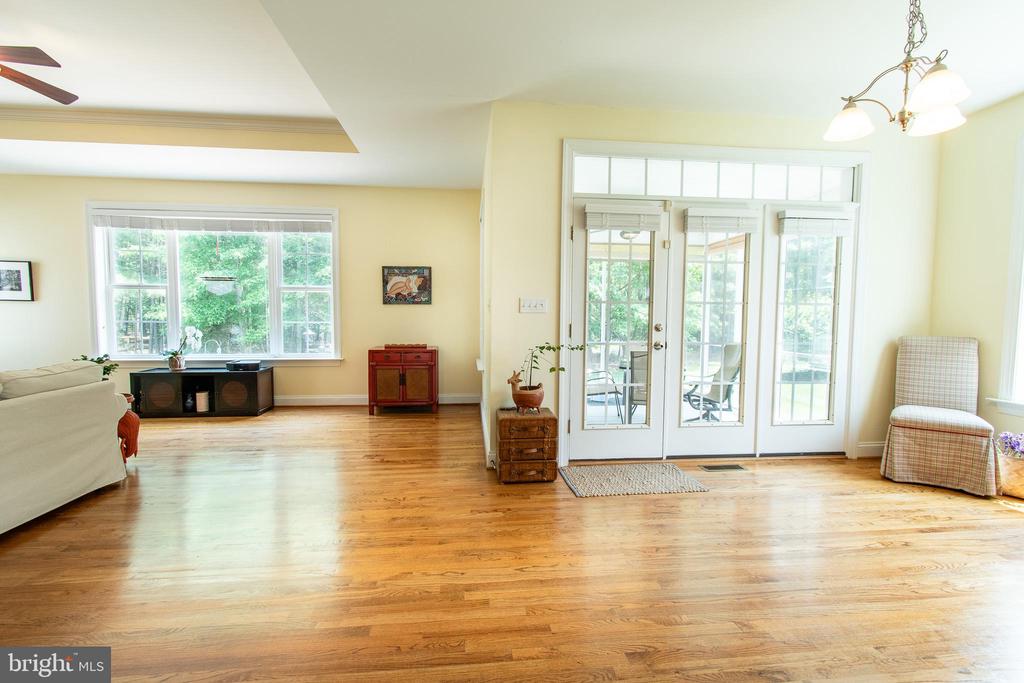 24989 Back Creek
