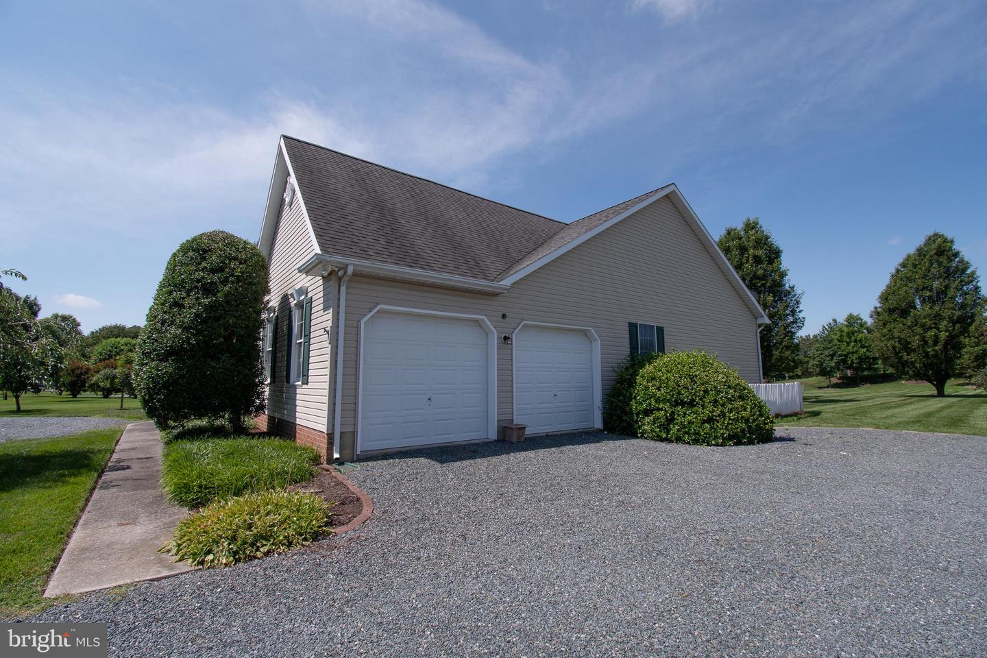 9560 Martingham Cir