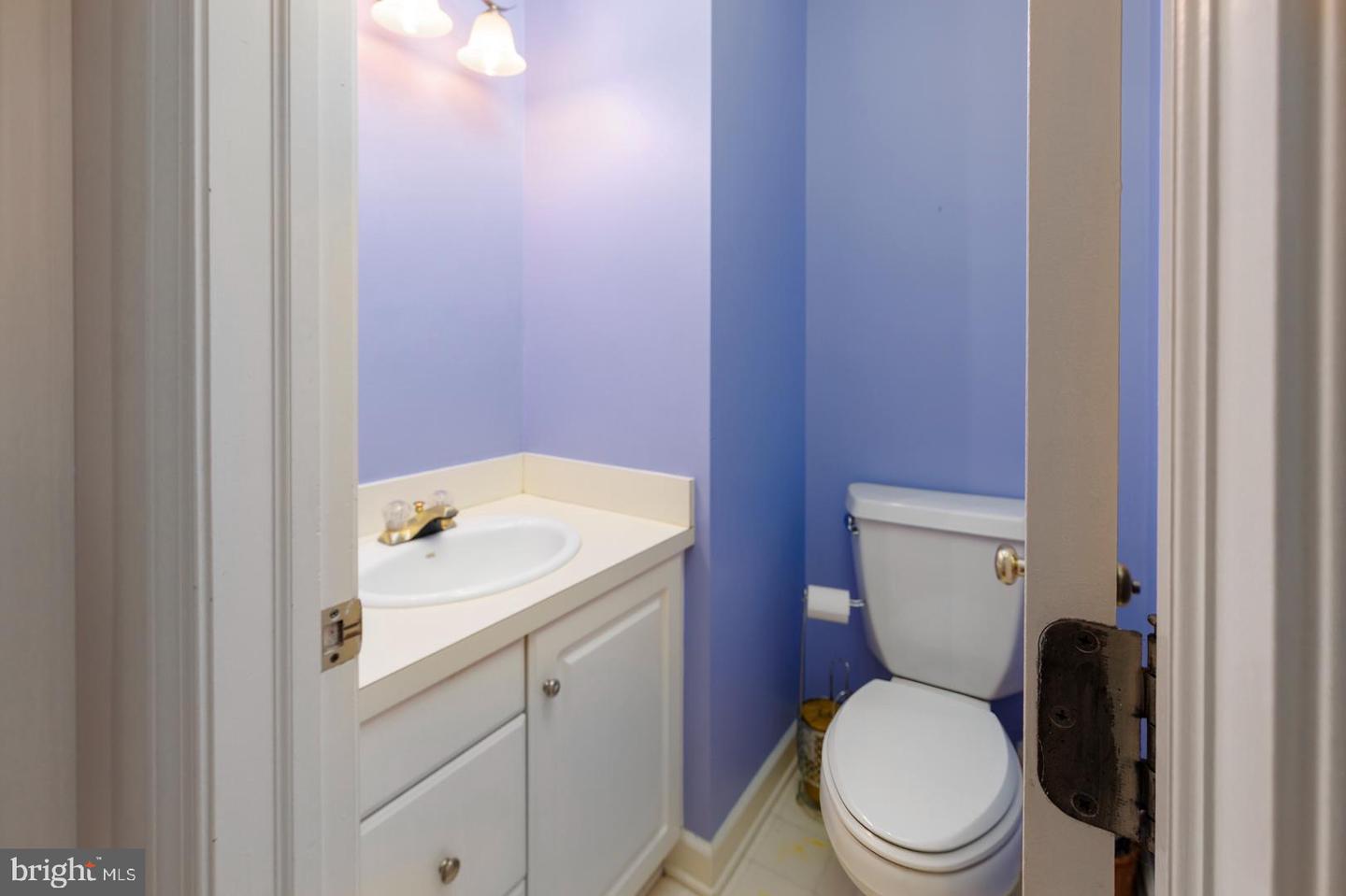34 Londonderry Dr