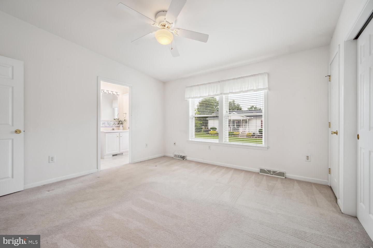 29 Kensington Dr