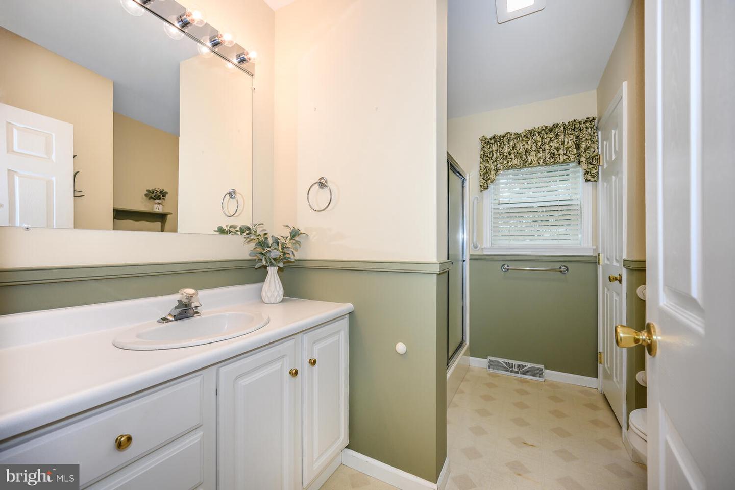 29 Kensington Dr