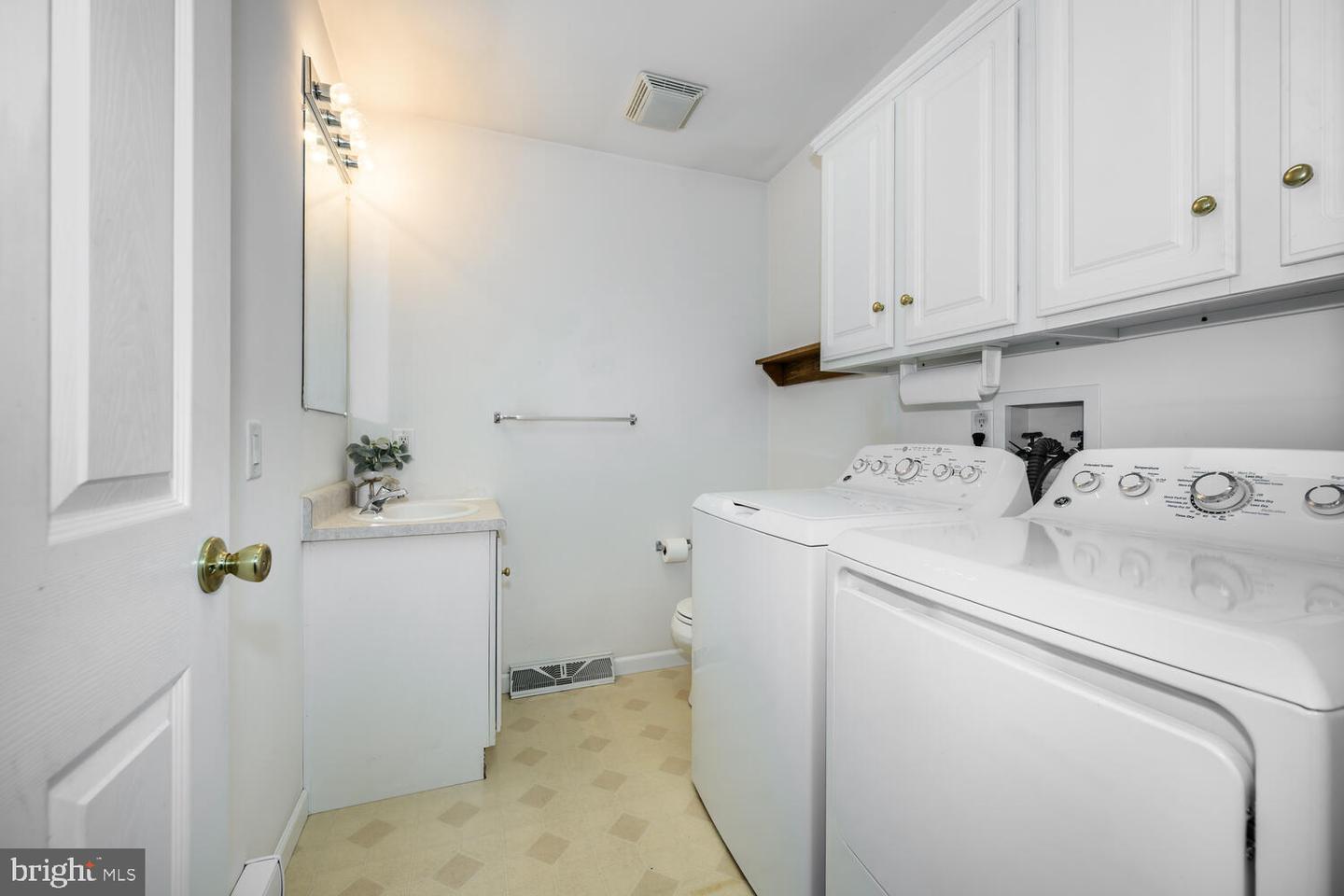 29 Kensington Dr