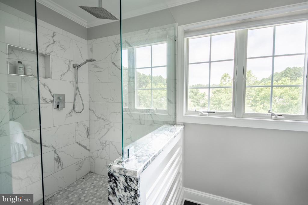 13474 RUSTLING OAKS DRIVE