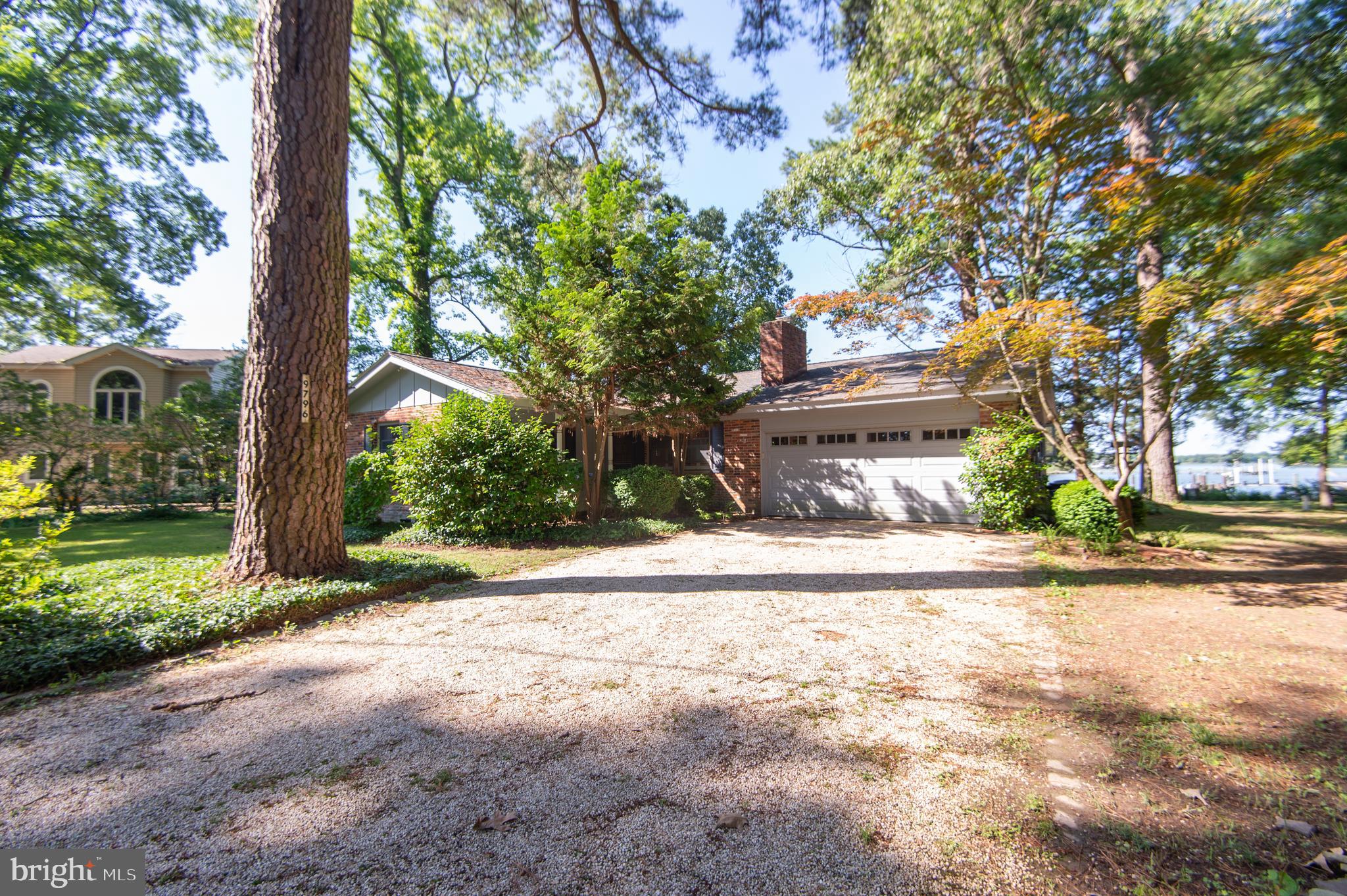 9796 Mill Point Rd