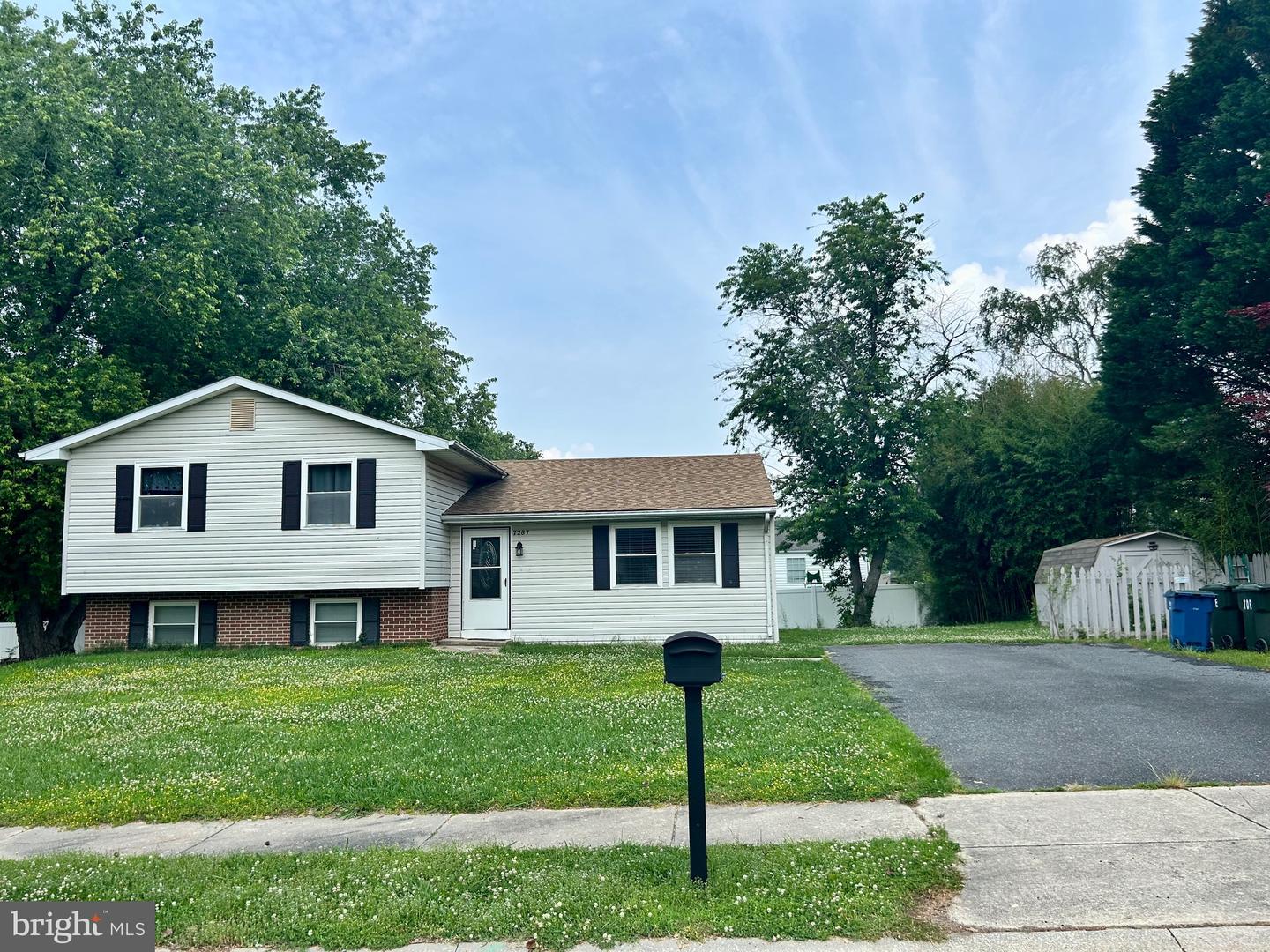 7287 Shirley Dr