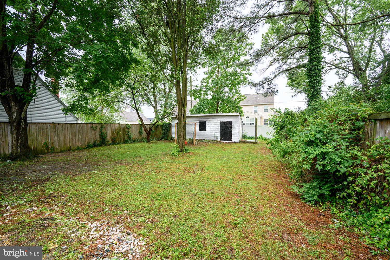 365 GLEBE ROAD