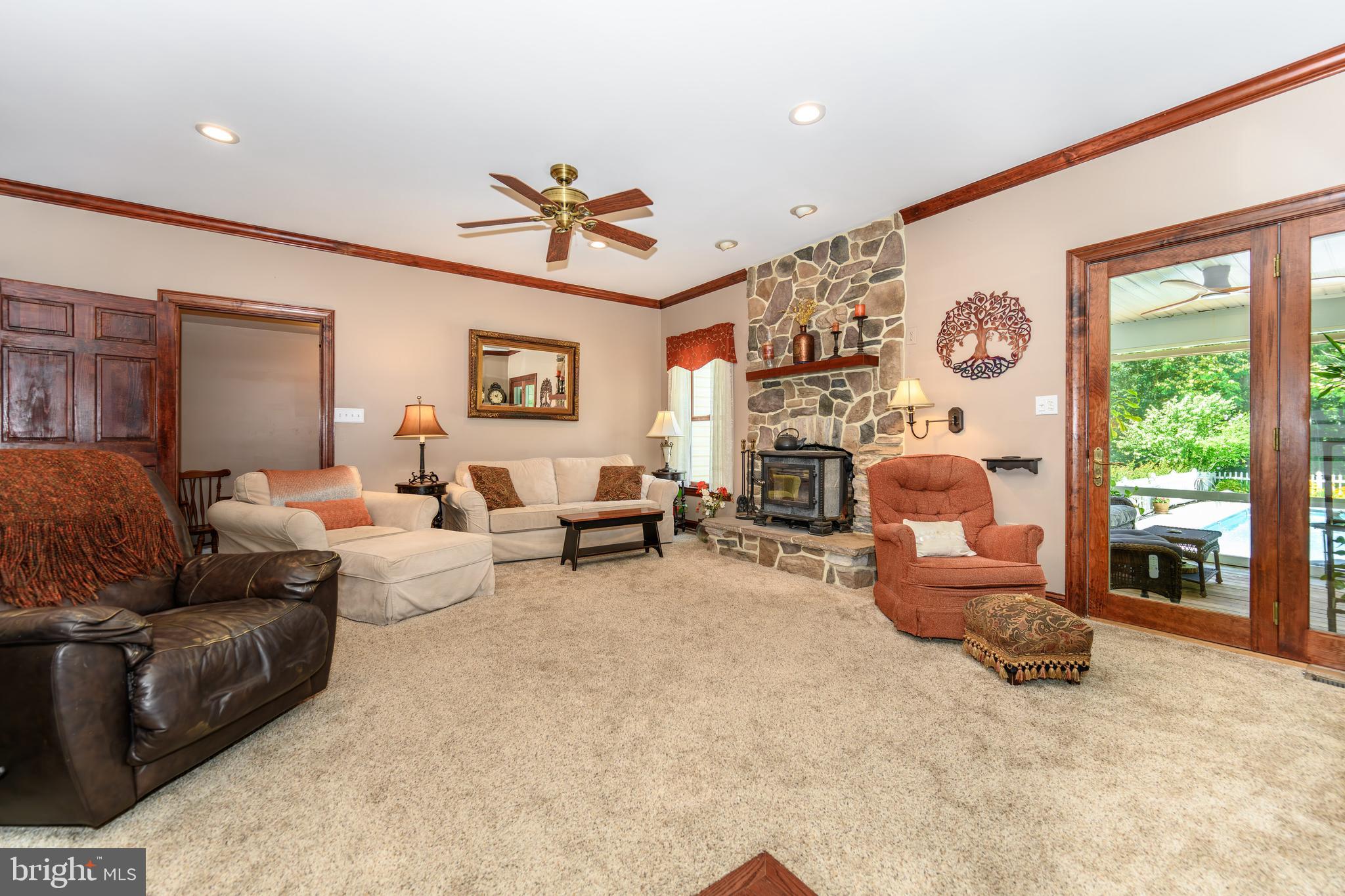 8846 High Banks Dr
