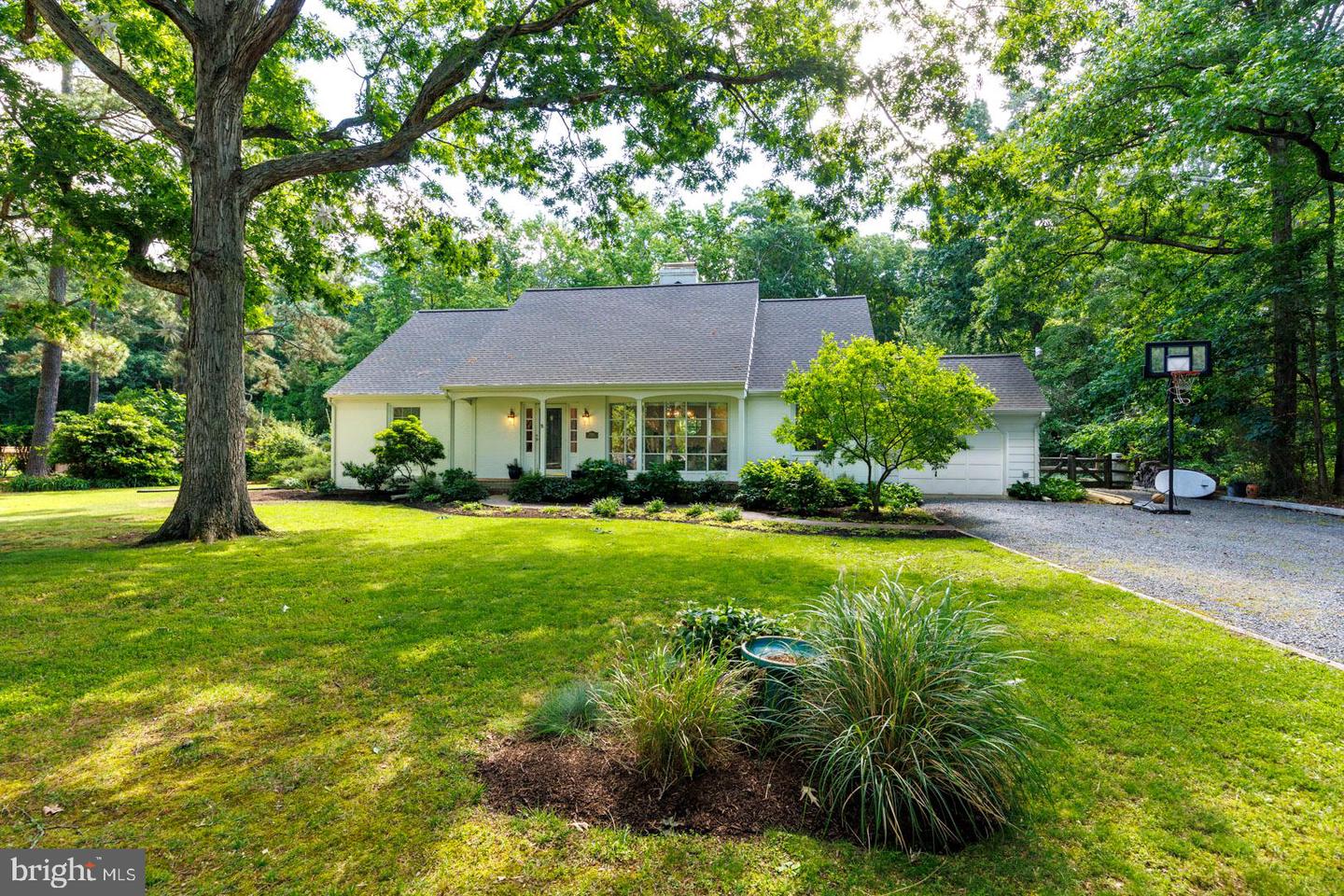 7592 Tred Avon Cir
