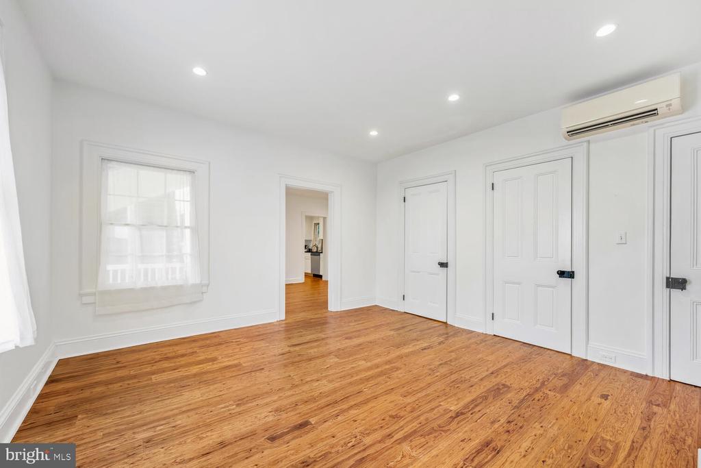 115 South St