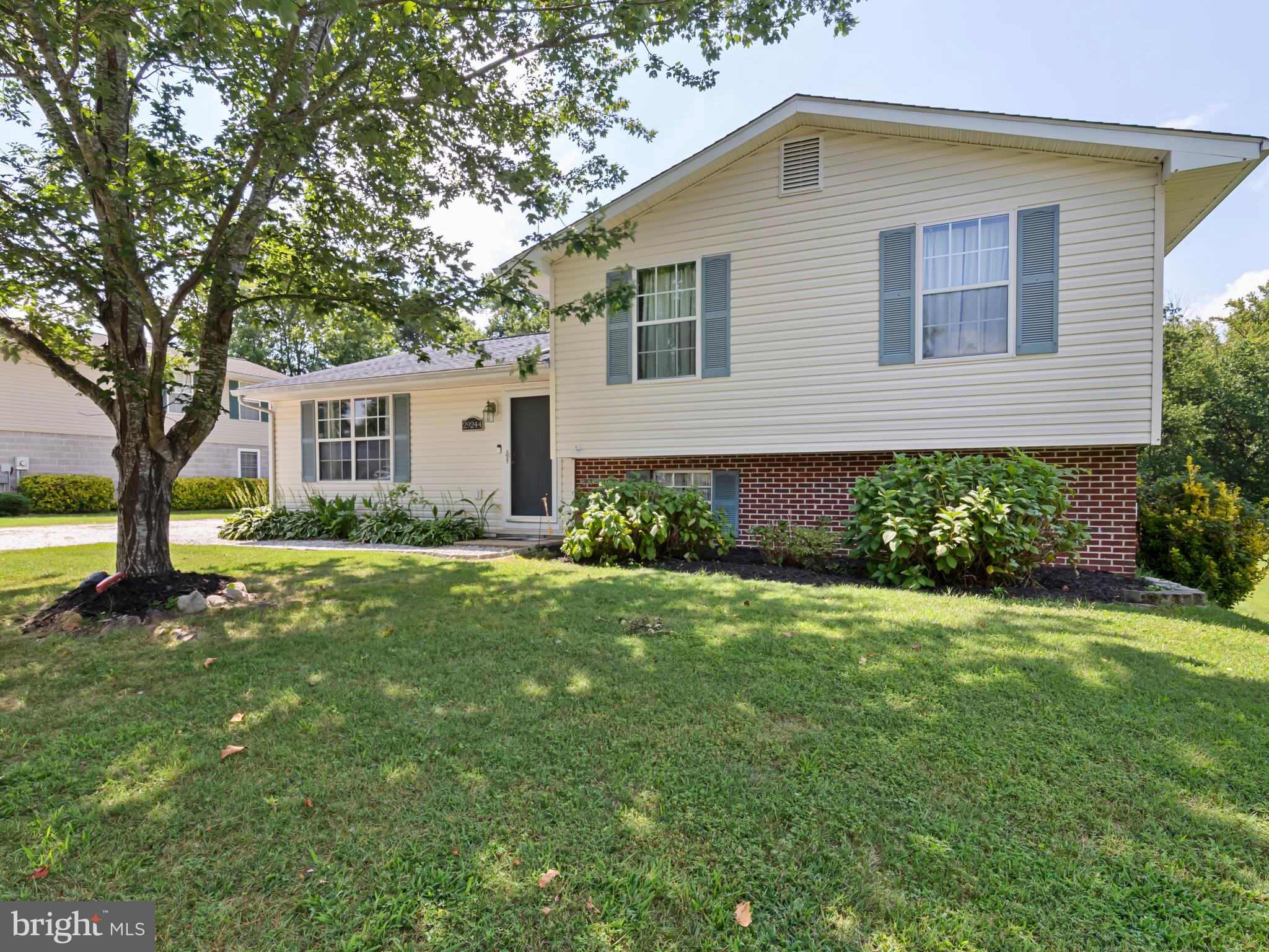 29244 Corbin Pkwy