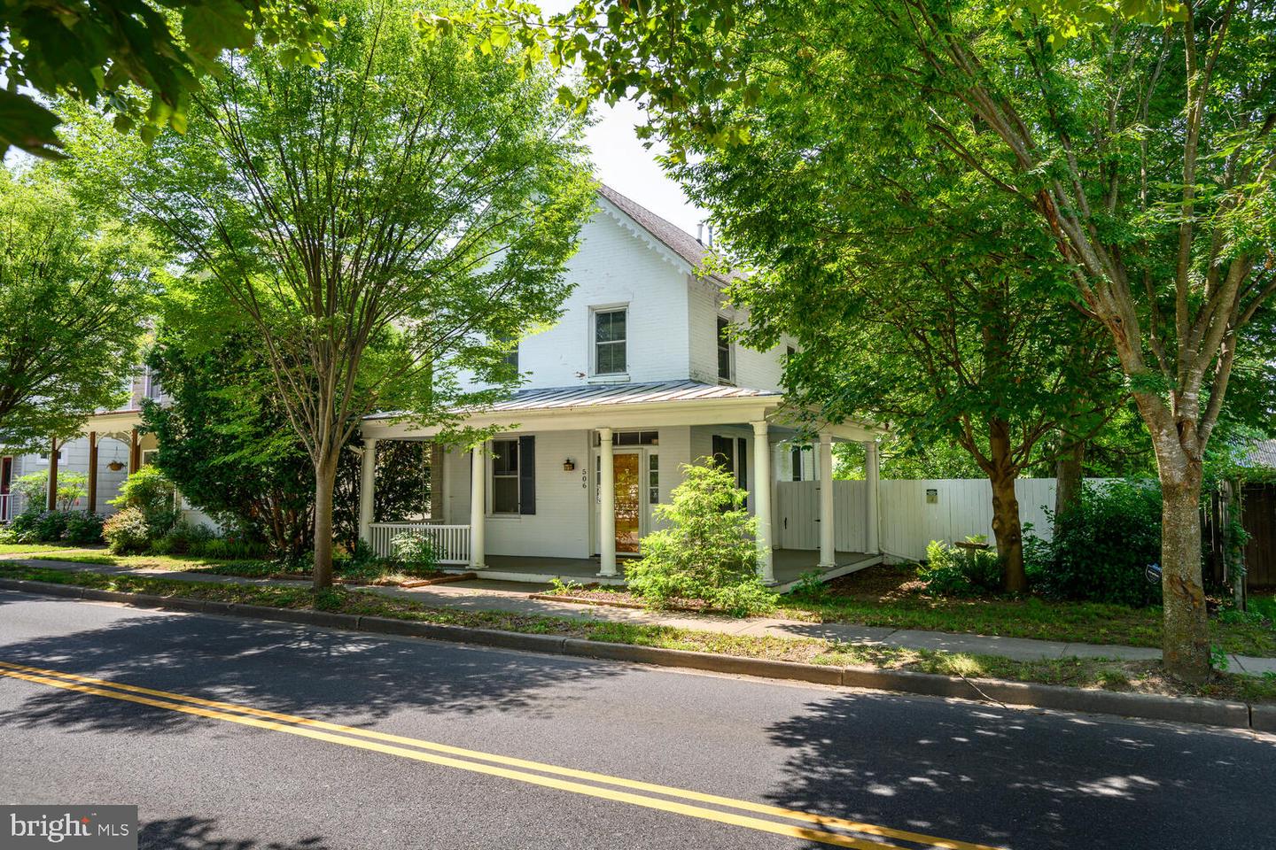 506 Goldsborough St