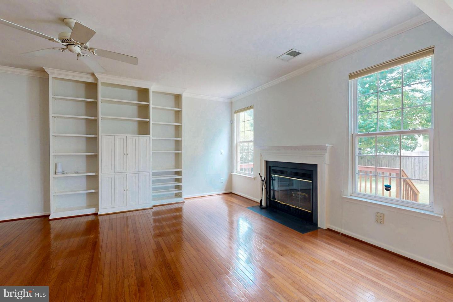 227 Bethune Dr