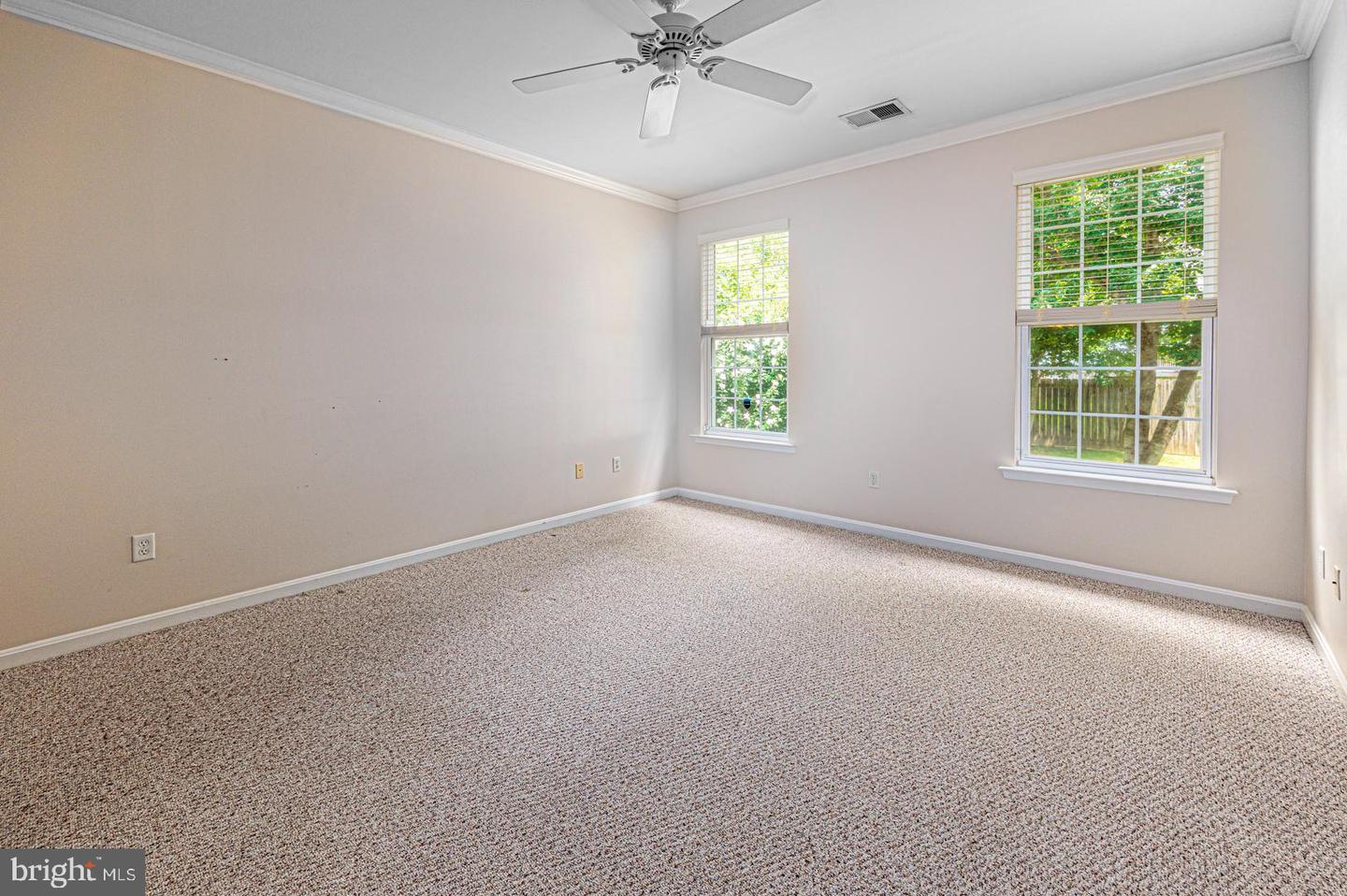227 Bethune Dr