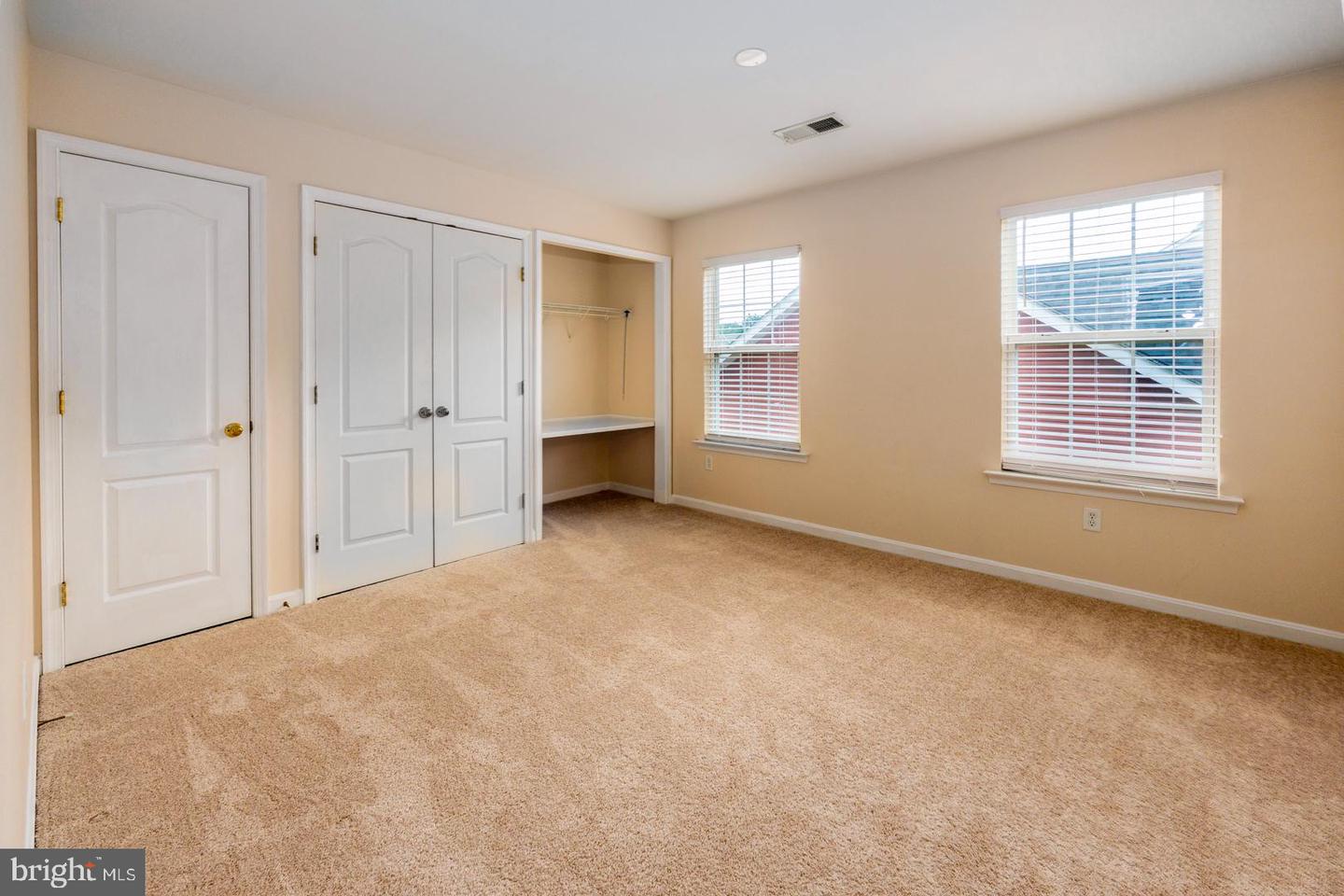 227 Bethune Dr