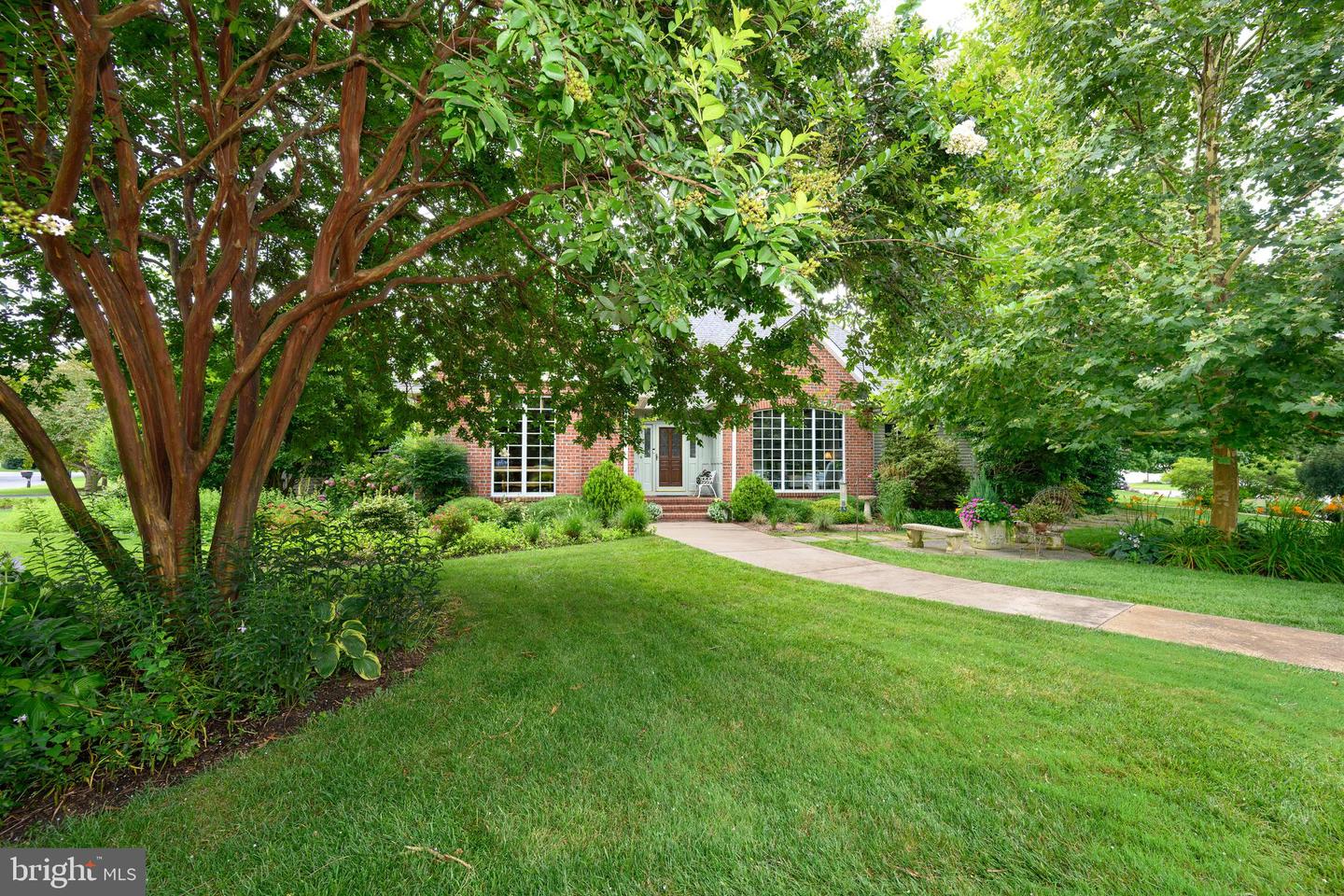 6 Papermill St