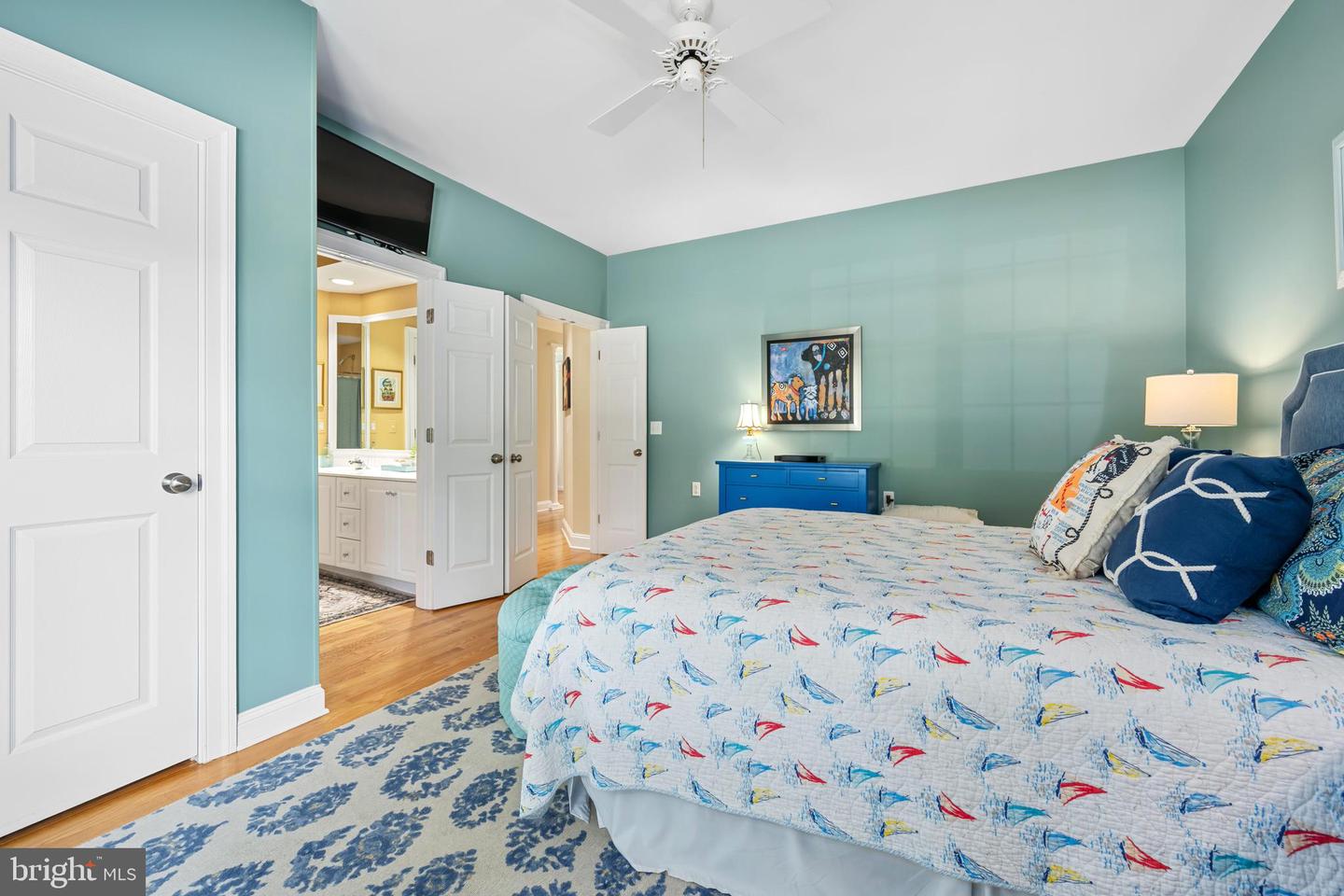 6 Papermill St
