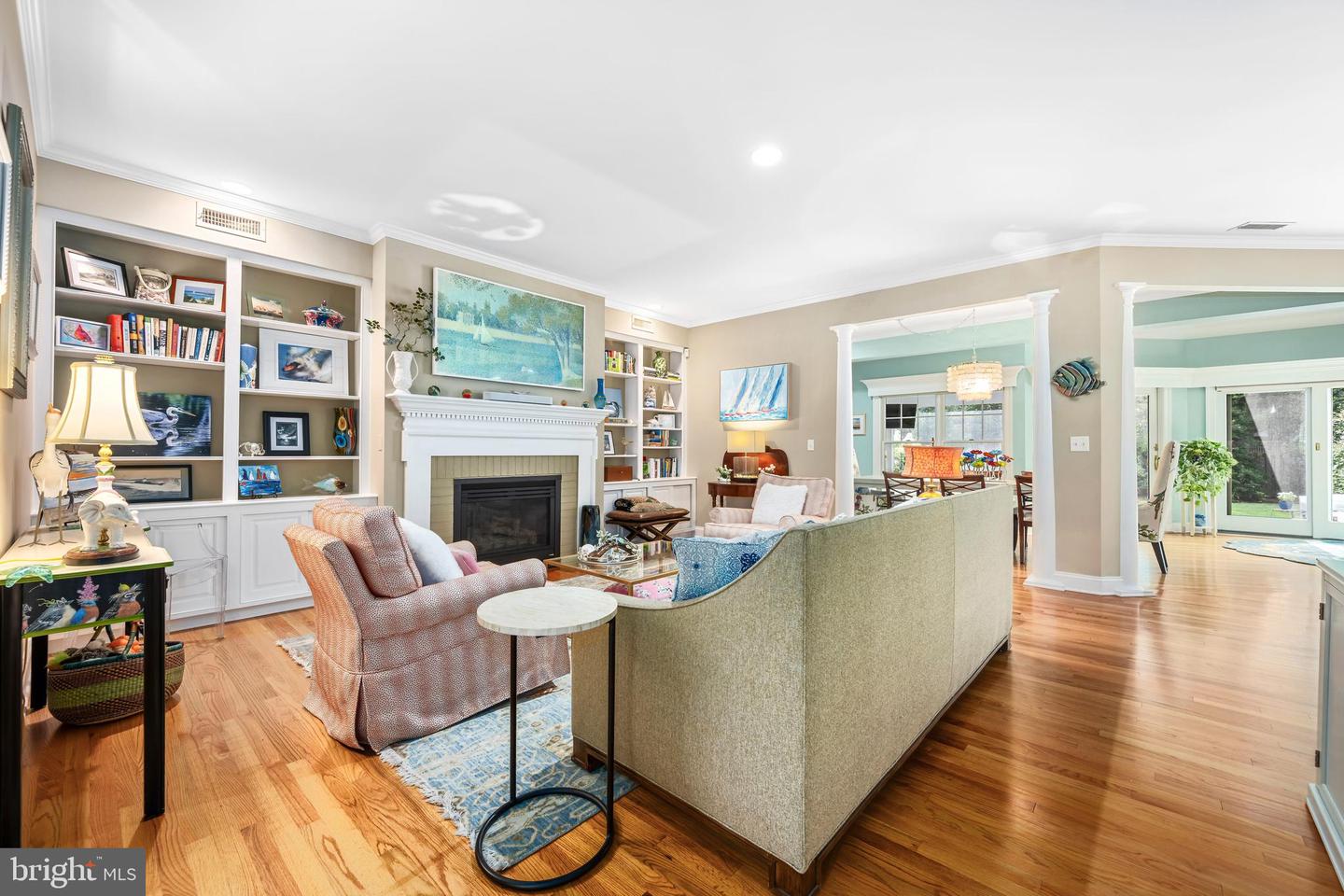 6 Papermill St