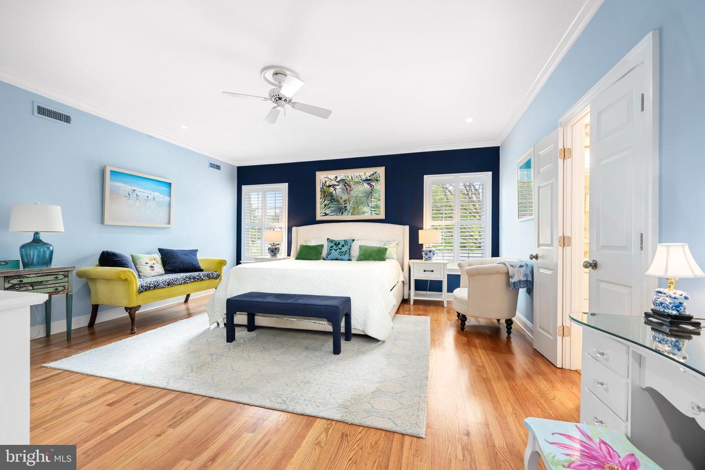 6 Papermill St