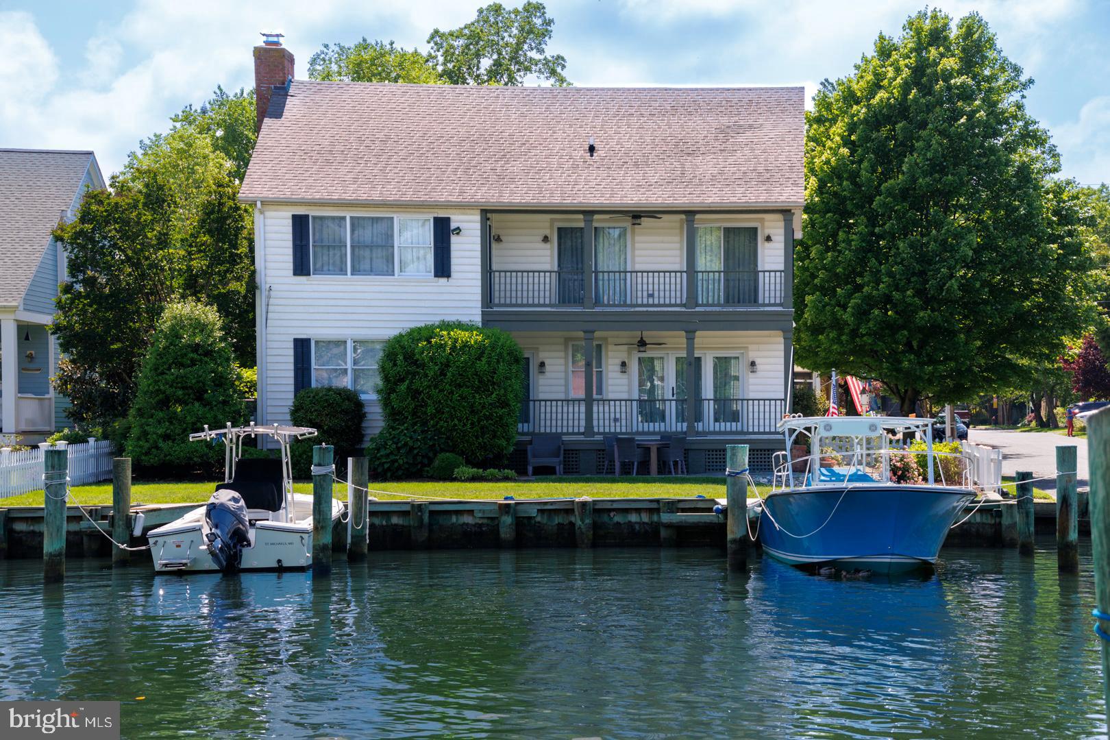 222 Chestnut