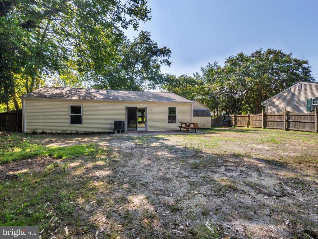 7410 BOYD CT