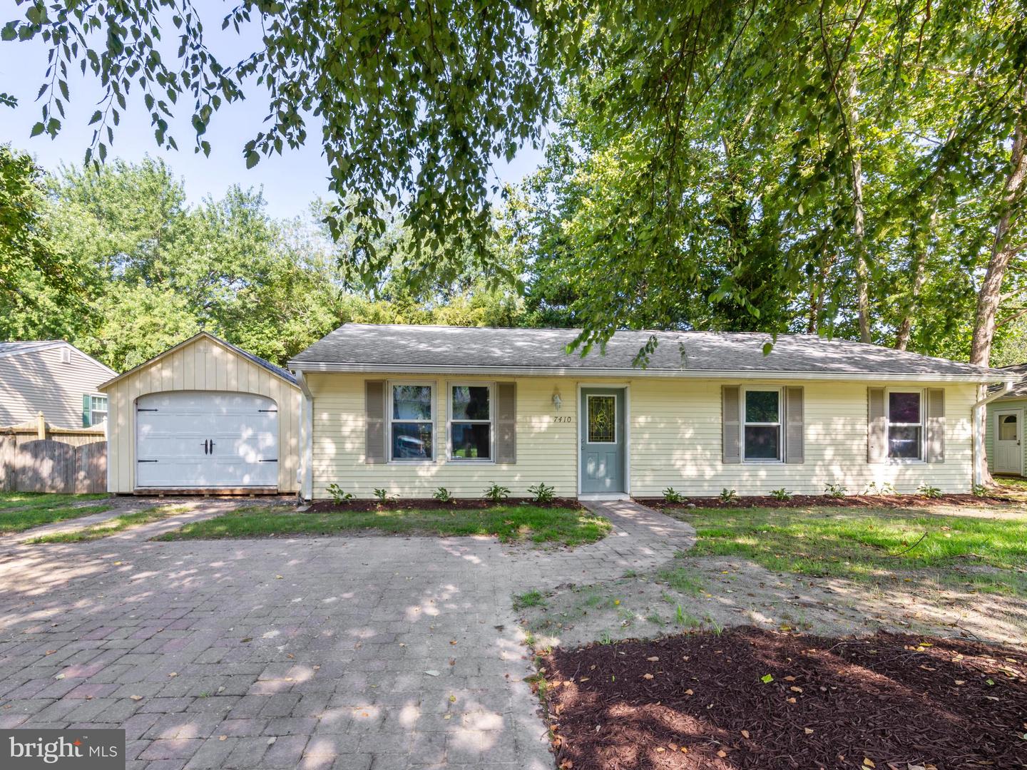 7410 BOYD CT