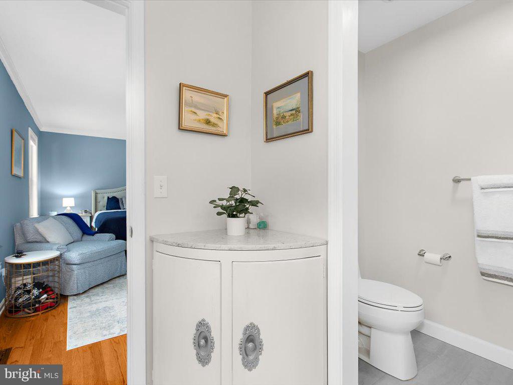 6889 TRAVELERS REST CIRCLE