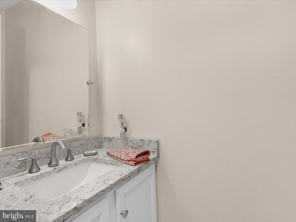 6889 TRAVELERS REST CIRCLE