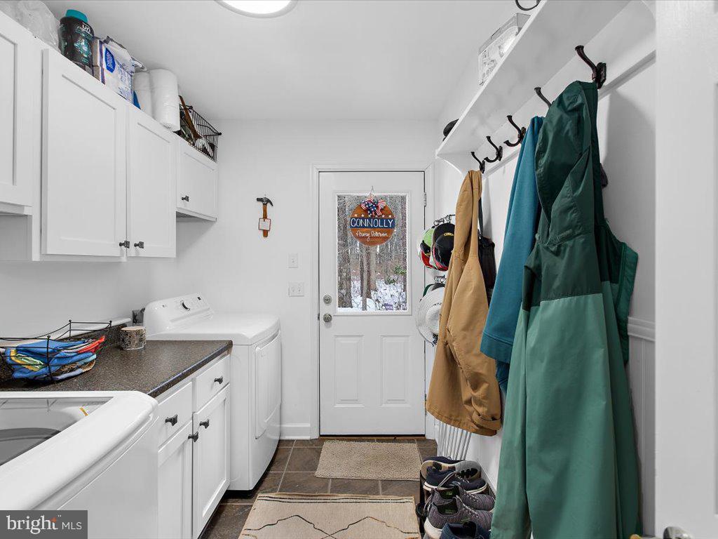 6889 TRAVELERS REST CIRCLE