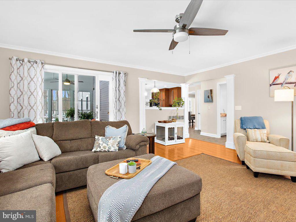 6889 TRAVELERS REST CIRCLE