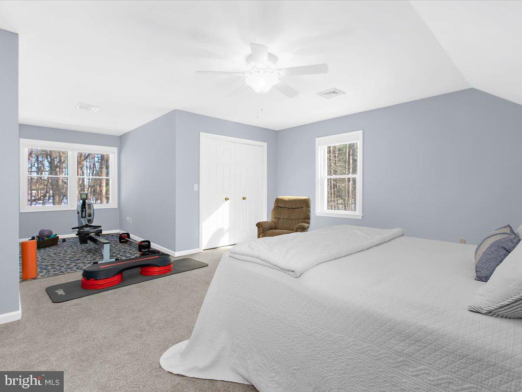 6889 TRAVELERS REST CIRCLE