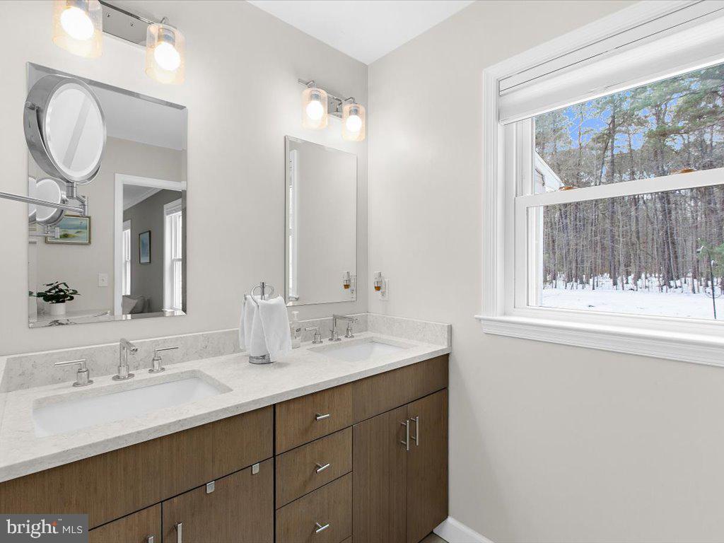 6889 TRAVELERS REST CIRCLE