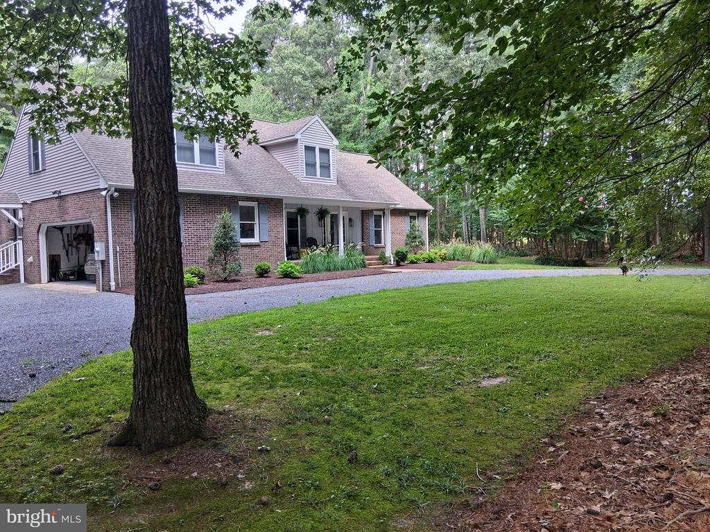 6889 TRAVELERS REST CIRCLE