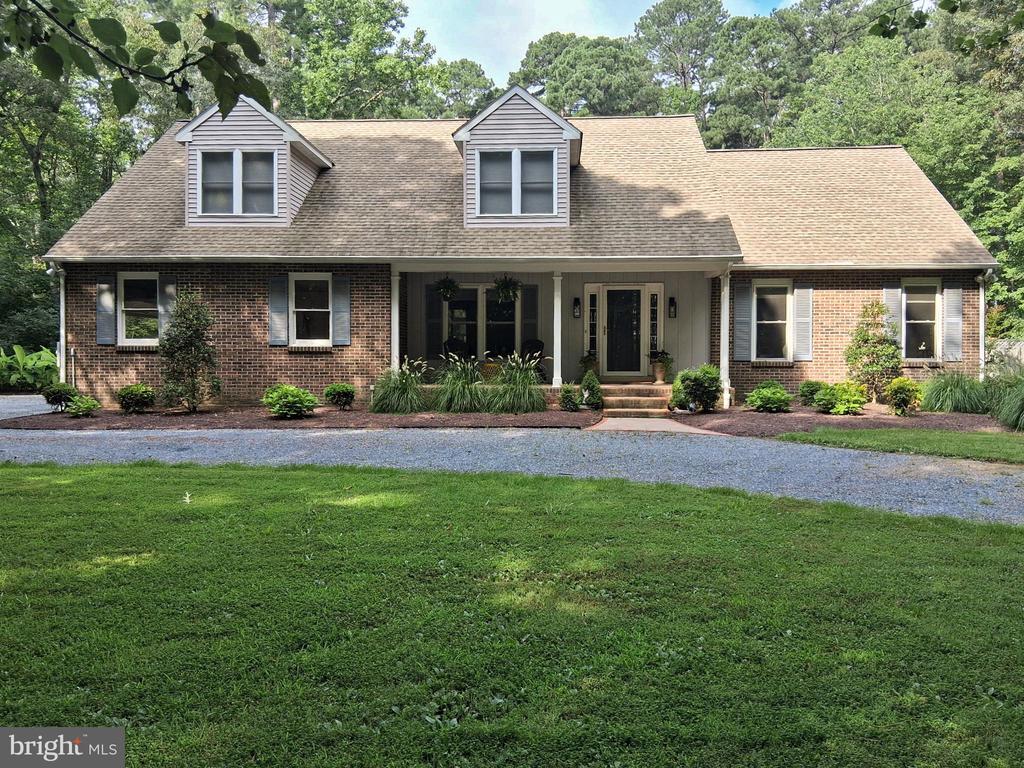 6889 TRAVELERS REST CIRCLE