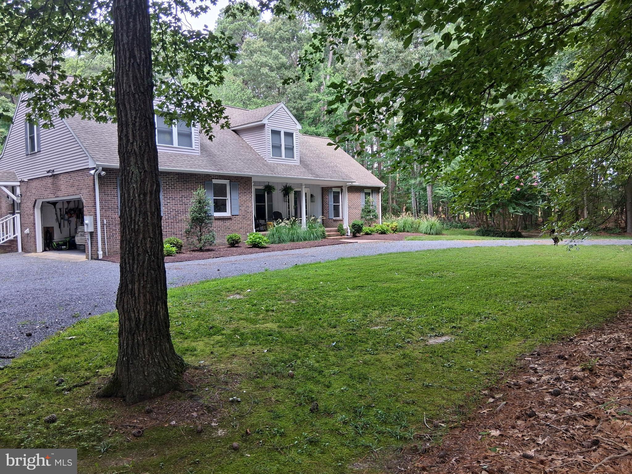 6889 TRAVELERS REST CIRCLE