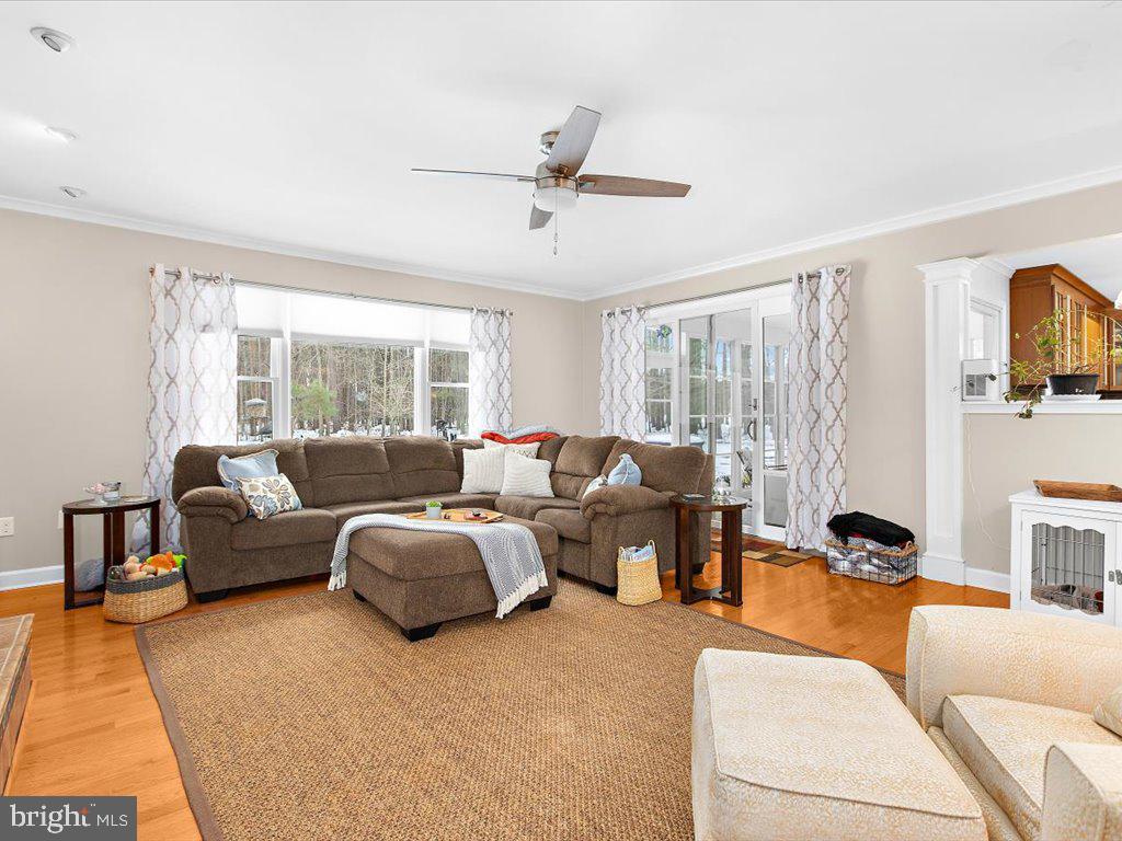 6889 TRAVELERS REST CIRCLE