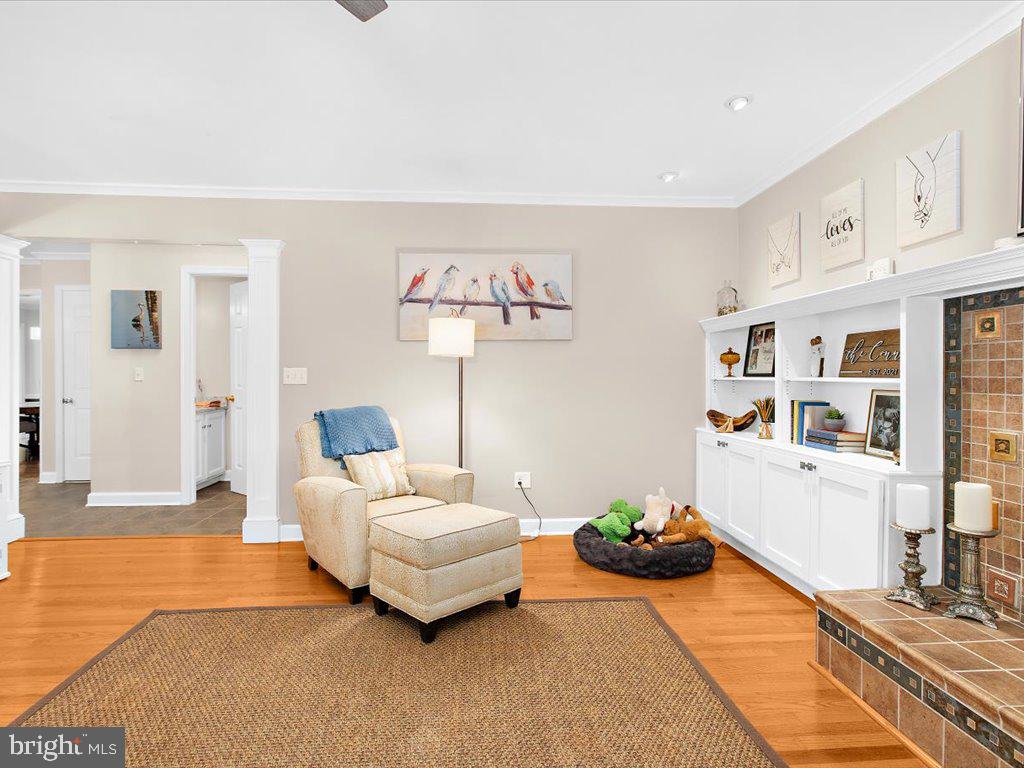 6889 TRAVELERS REST CIRCLE