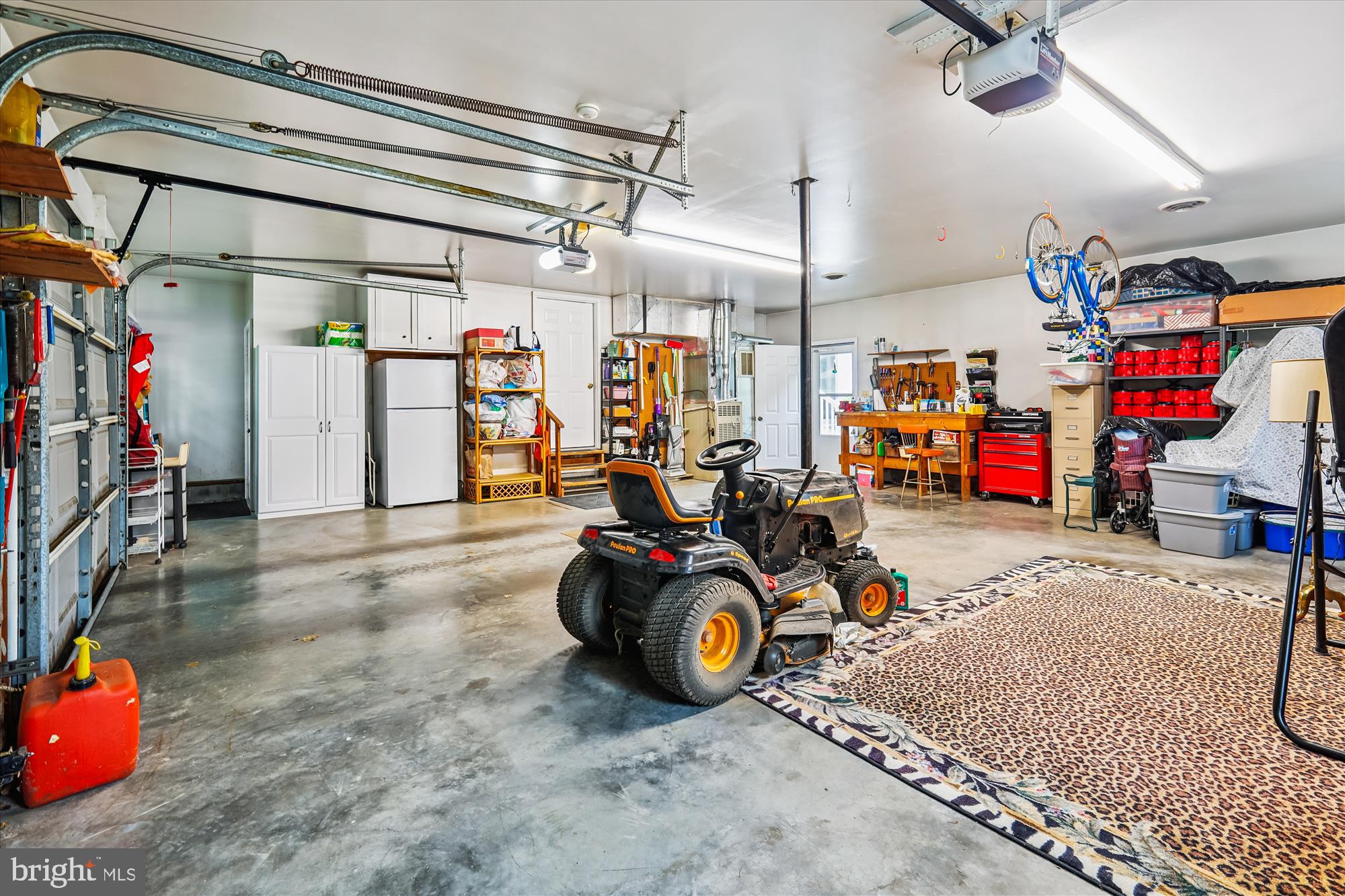 110 W OAK AVENUE