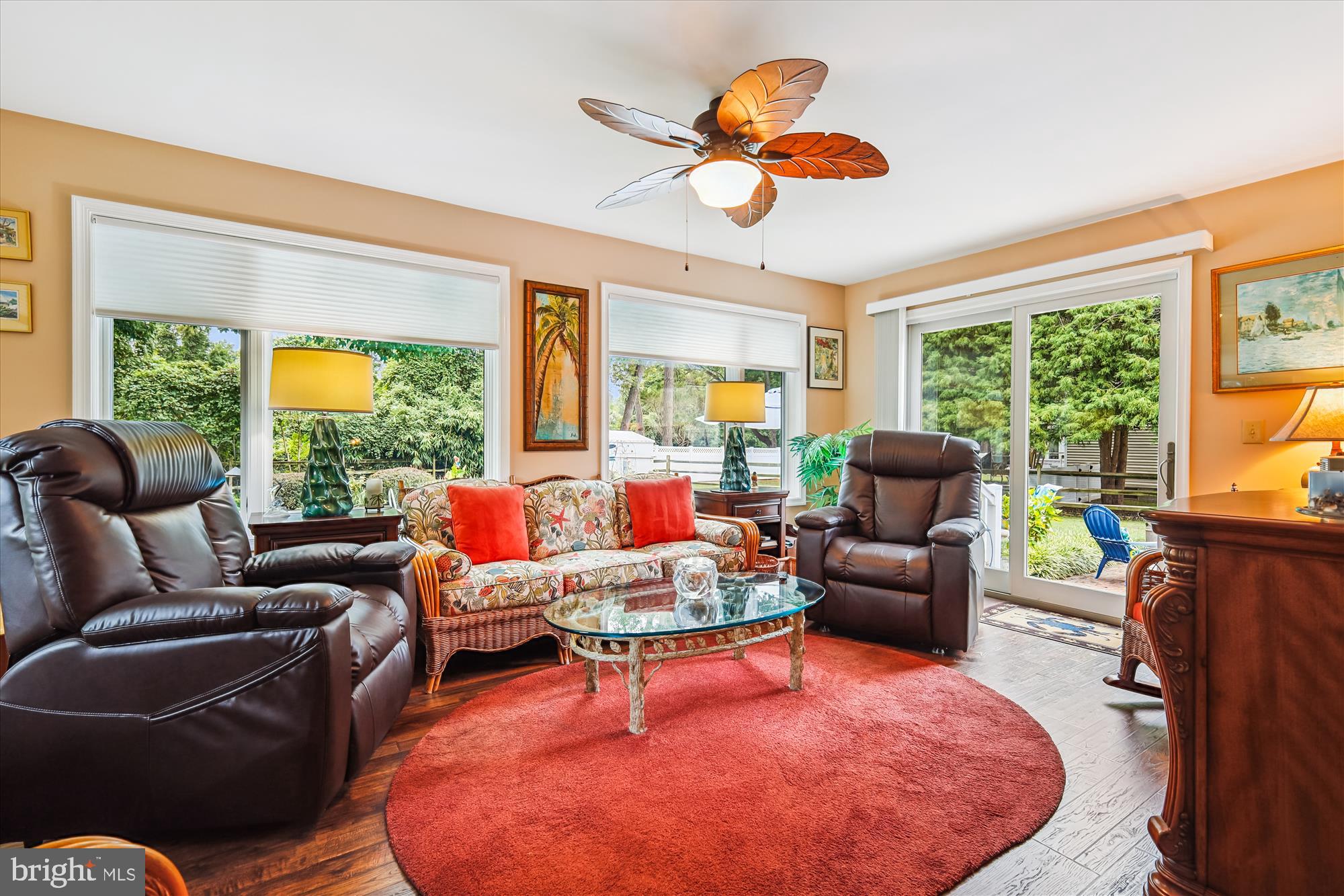110 W OAK AVENUE