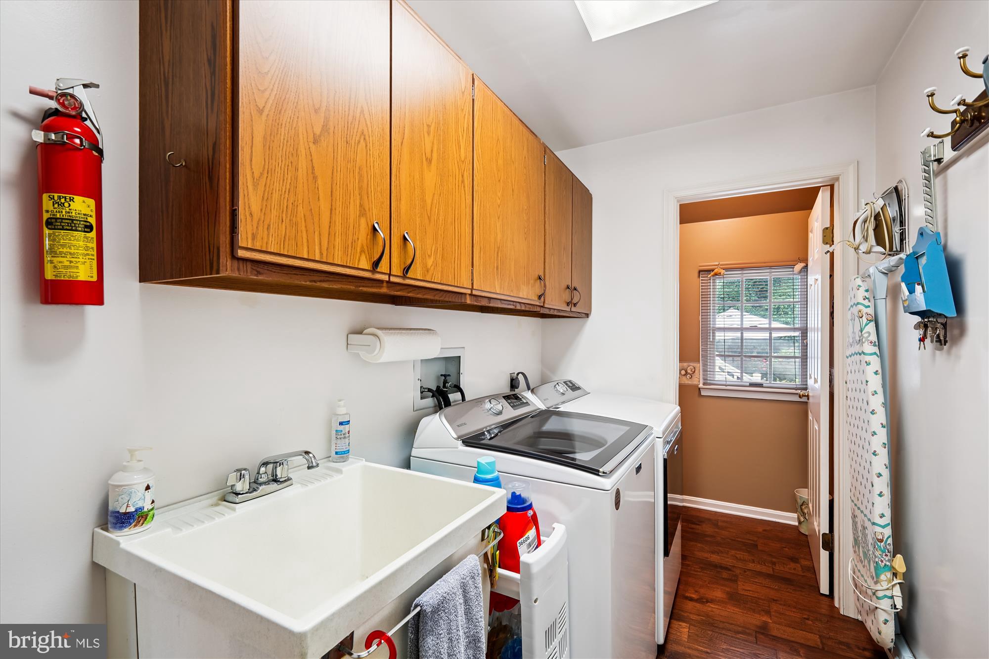 110 W OAK AVENUE