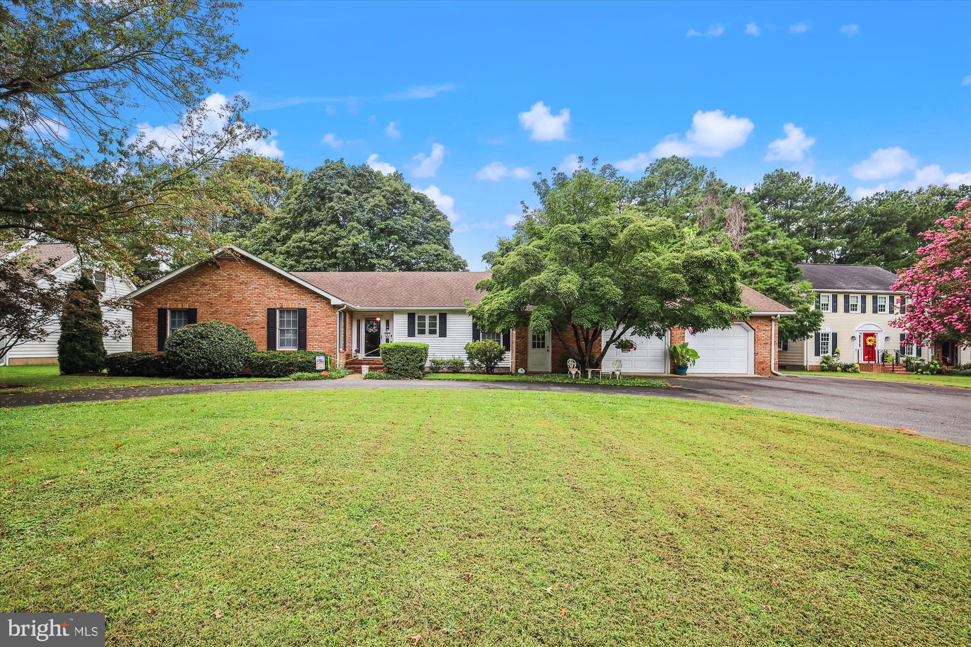 110 W OAK AVENUE