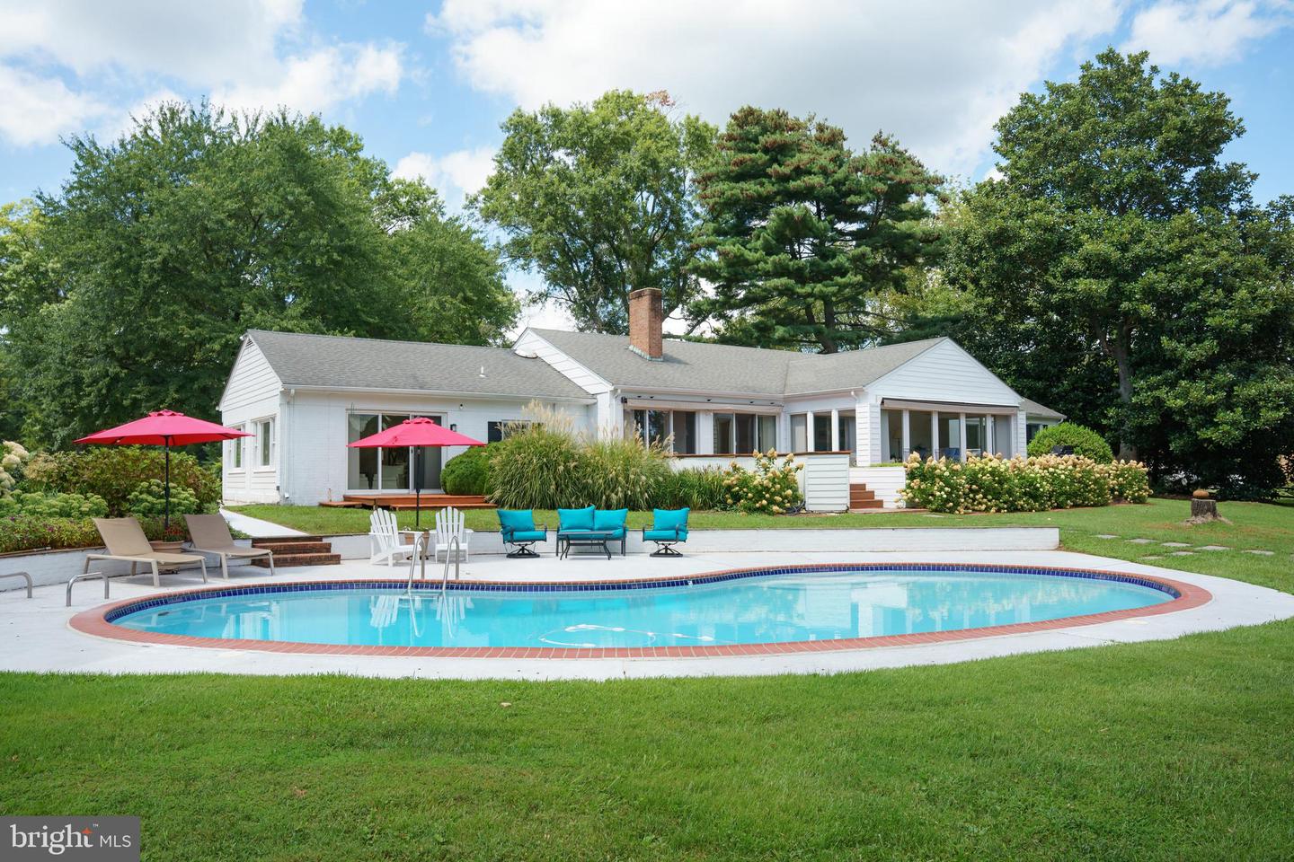 4721 Sailors Ln