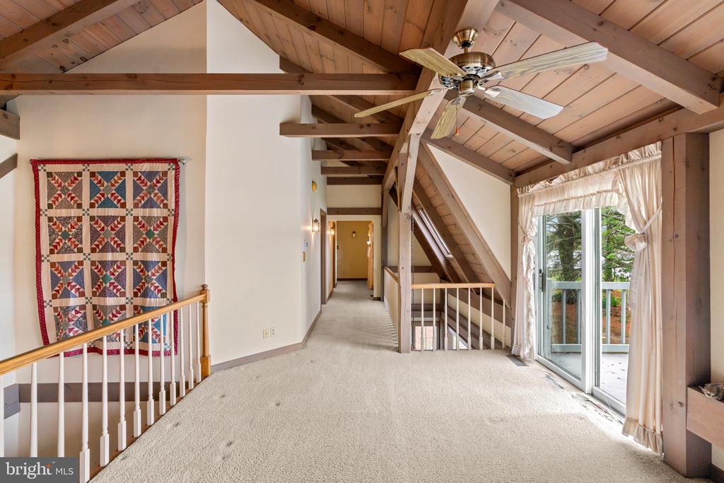 9190 Pennywhistle Dr