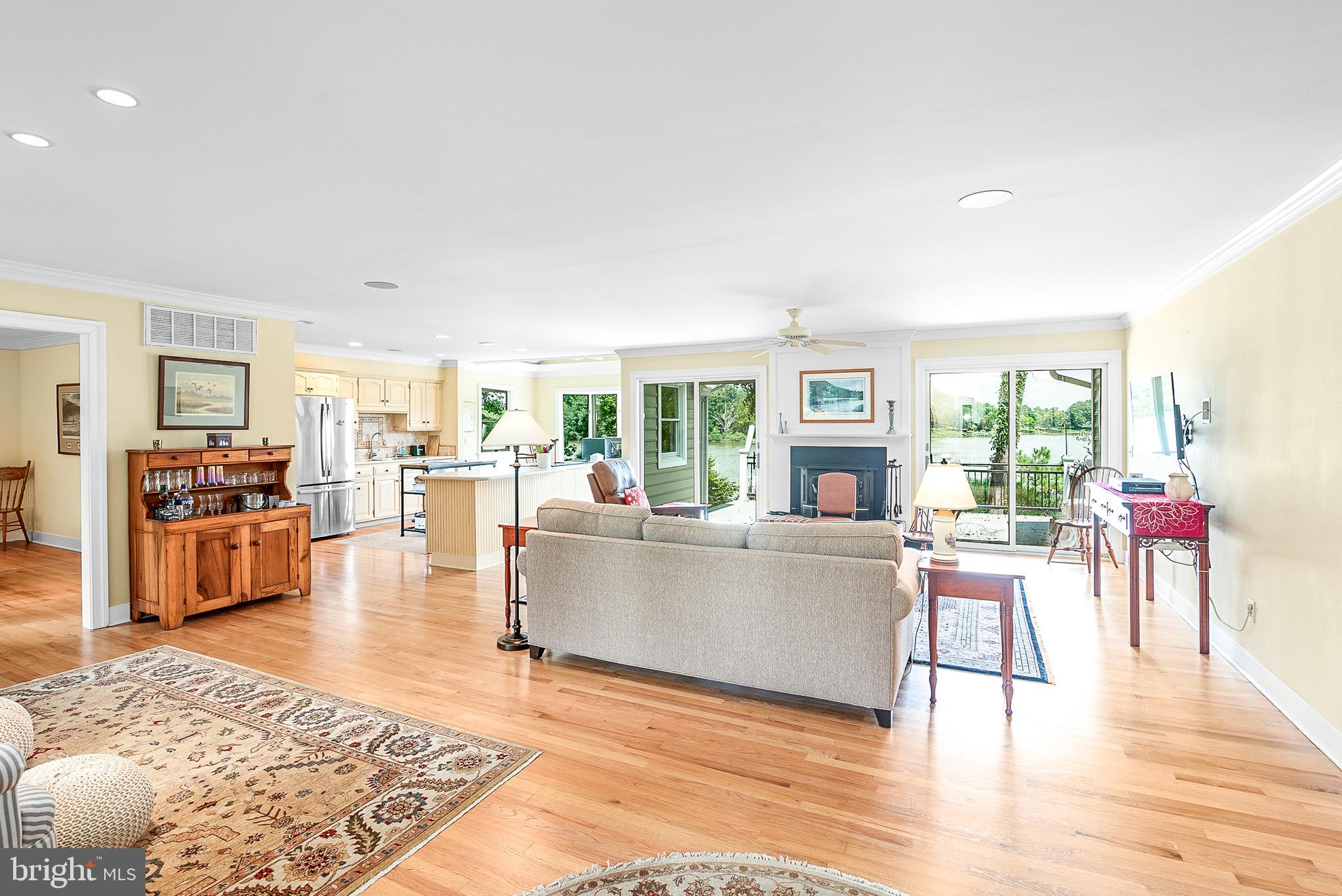 7761 WOODLAND CIRCLE